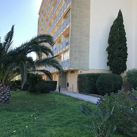 Les Cyclades Готель