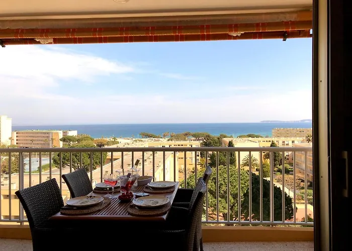 Les Cyclades Hotell Le Lavandou